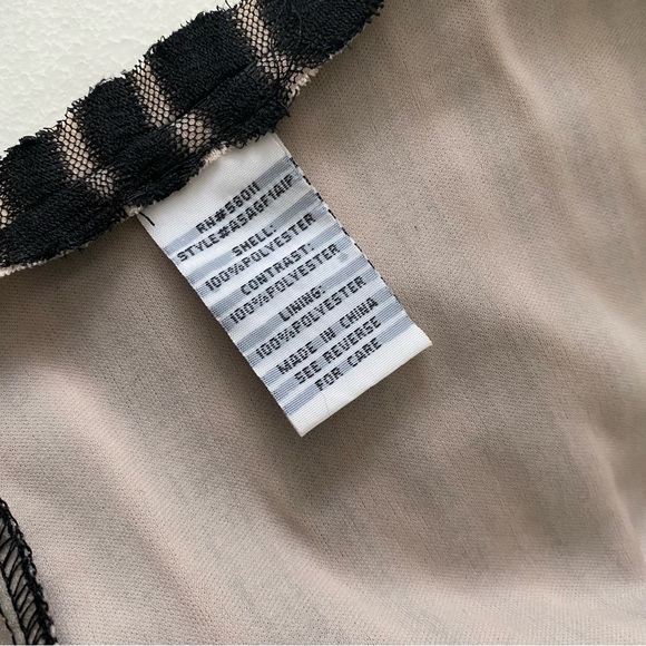 Striped Lace Sleeveless Tumpet Gown - Picture 12 of 13